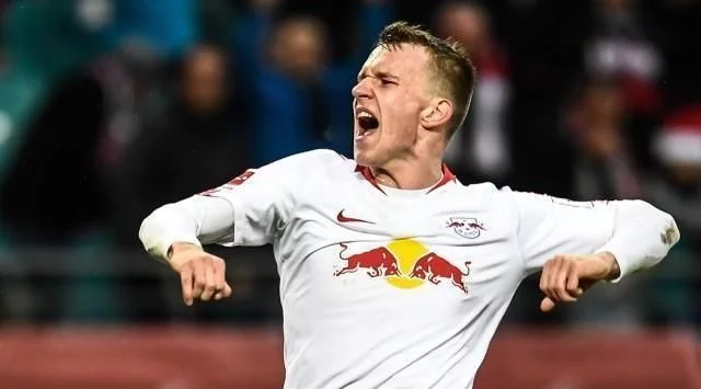 击更高名次 击更高名次