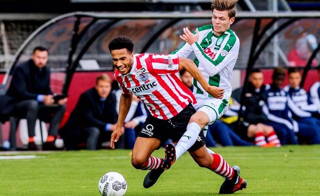 的能够担任 的能够担任