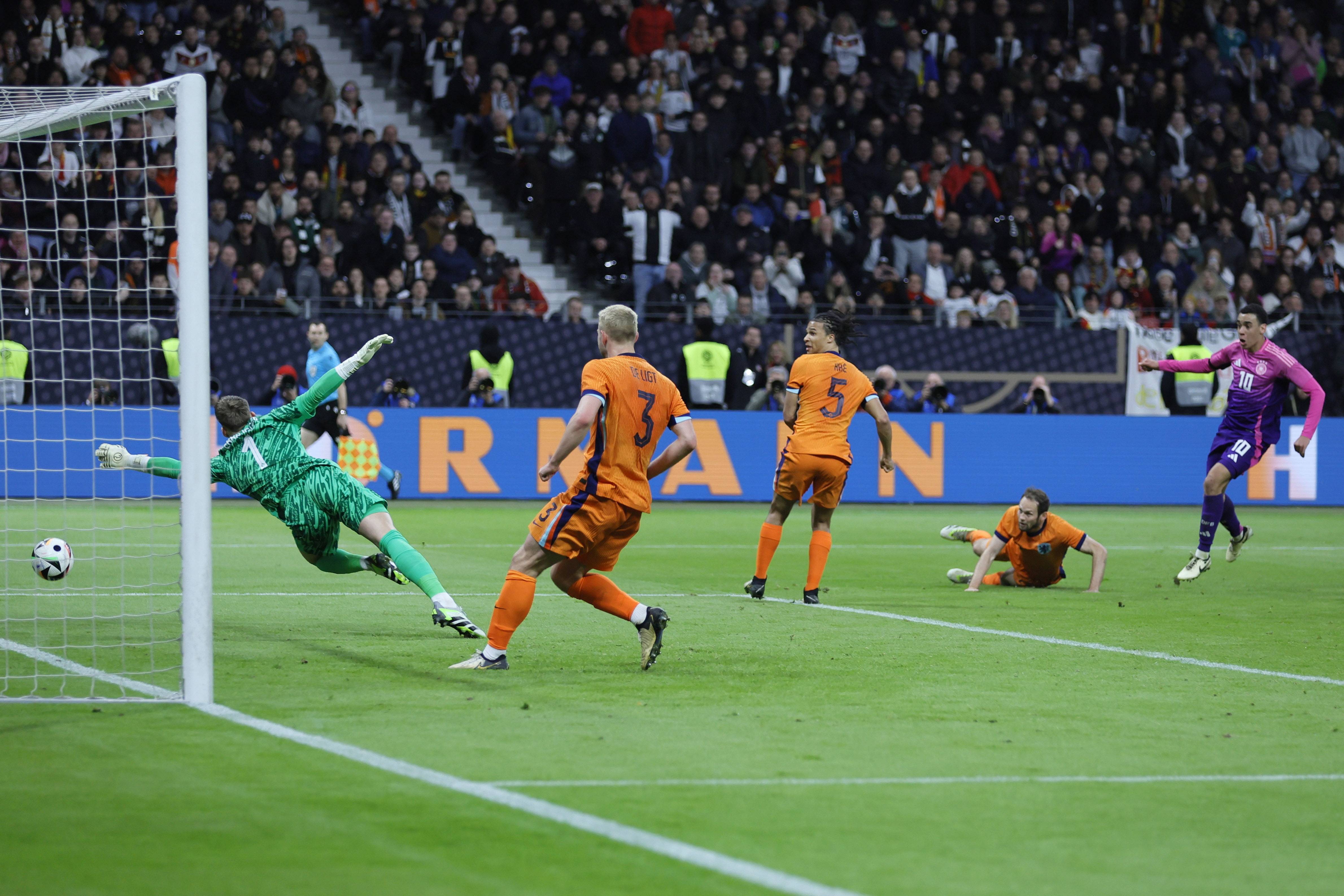 冠显得格外 冠显得格外