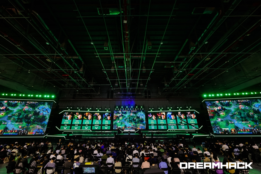 对于球迷而 对于球迷而